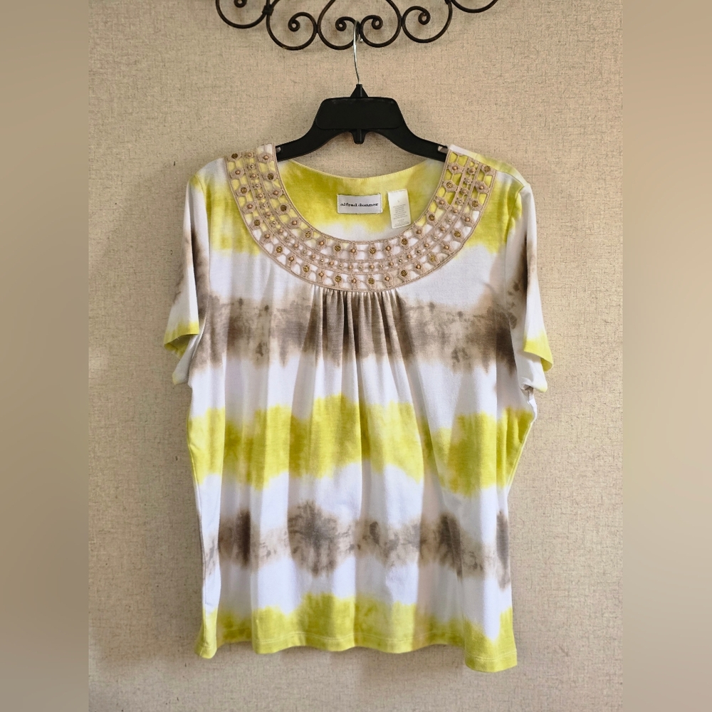 Alfred Dunner Yellow & Brown Tie-Dye Blouse With Beaded Collar Accents - L